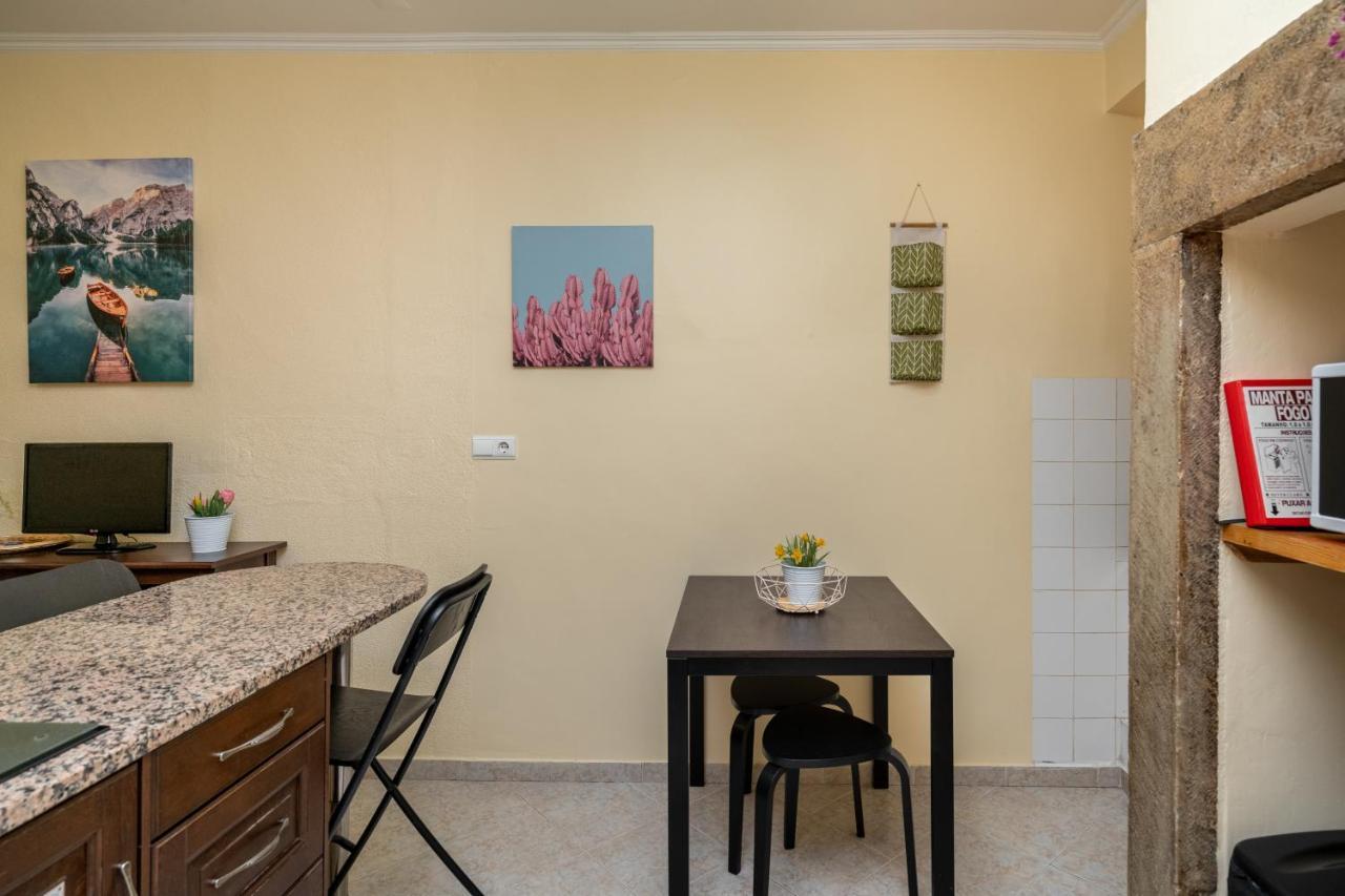 Cozy One Bedroom Apt In Historic Location - Carmo Lisbon Luaran gambar